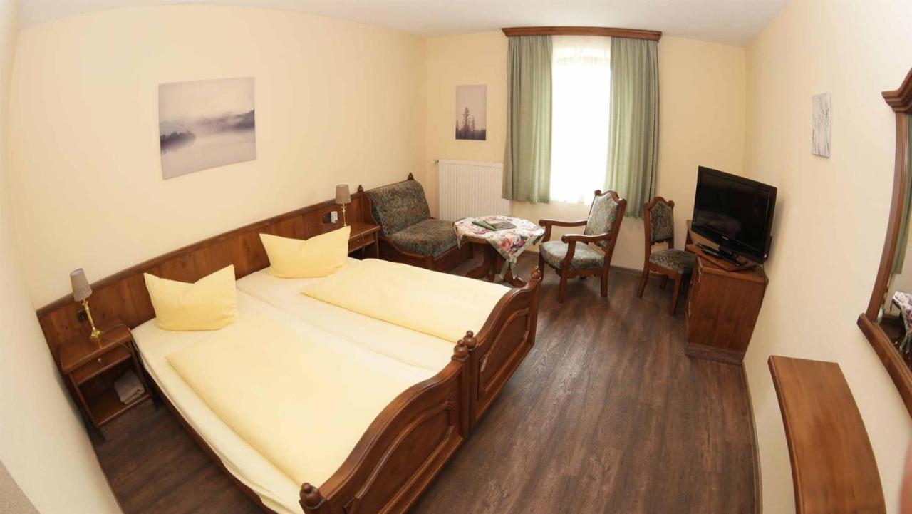 Hotel Und Restaurant Rittergut Kreipitzsch ناومبورغ المظهر الخارجي الصورة