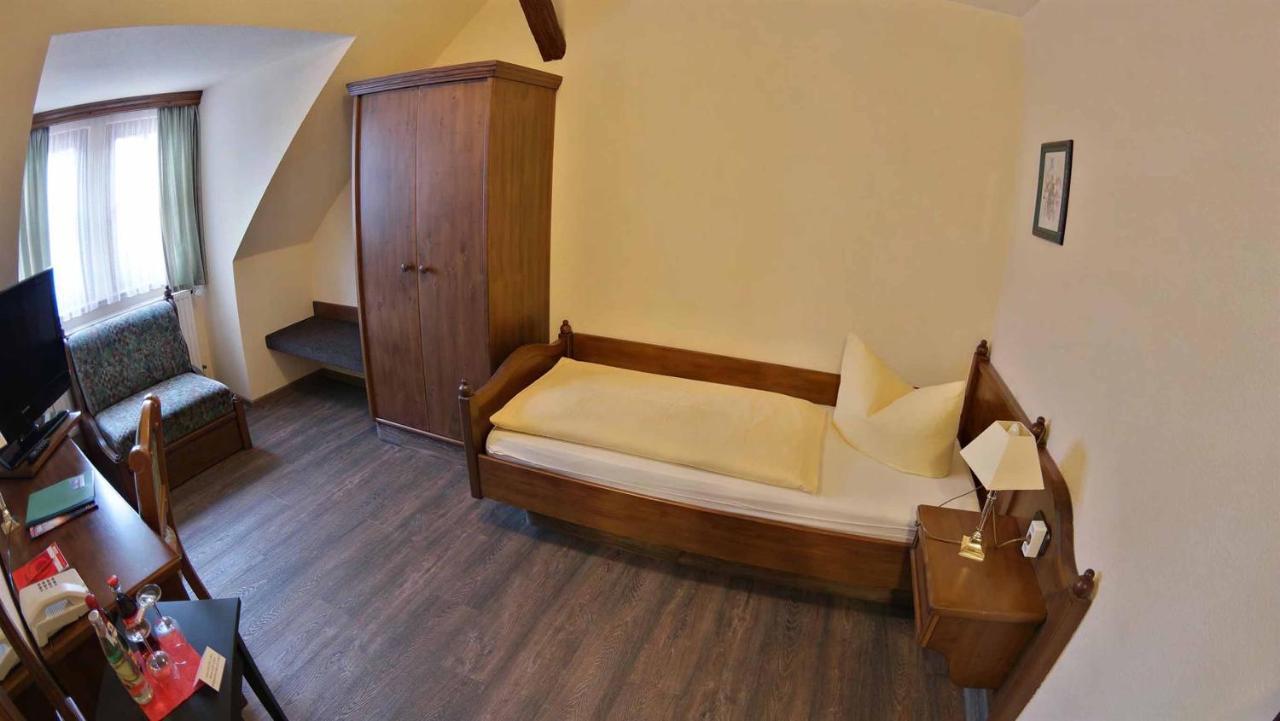 Hotel Und Restaurant Rittergut Kreipitzsch ناومبورغ المظهر الخارجي الصورة