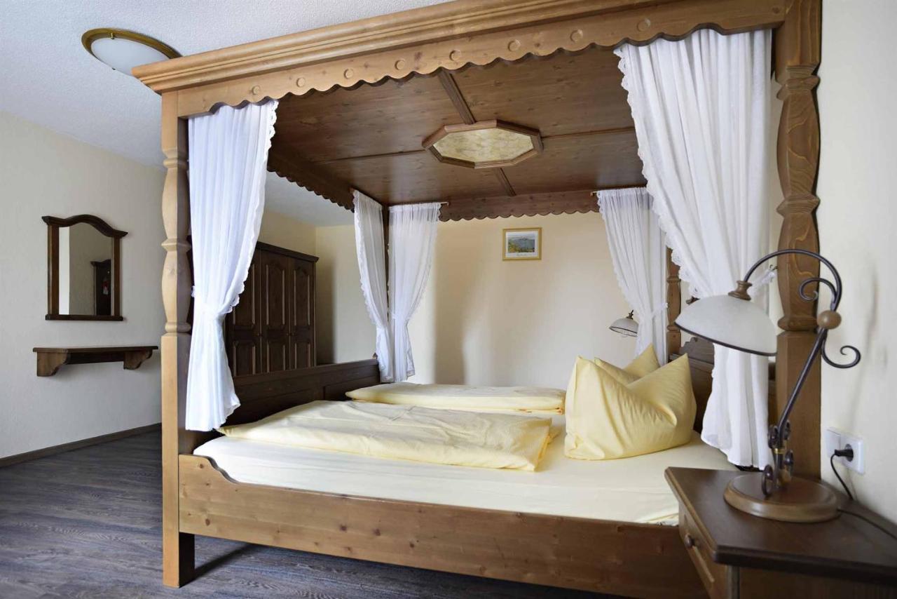 Hotel Und Restaurant Rittergut Kreipitzsch ناومبورغ المظهر الخارجي الصورة