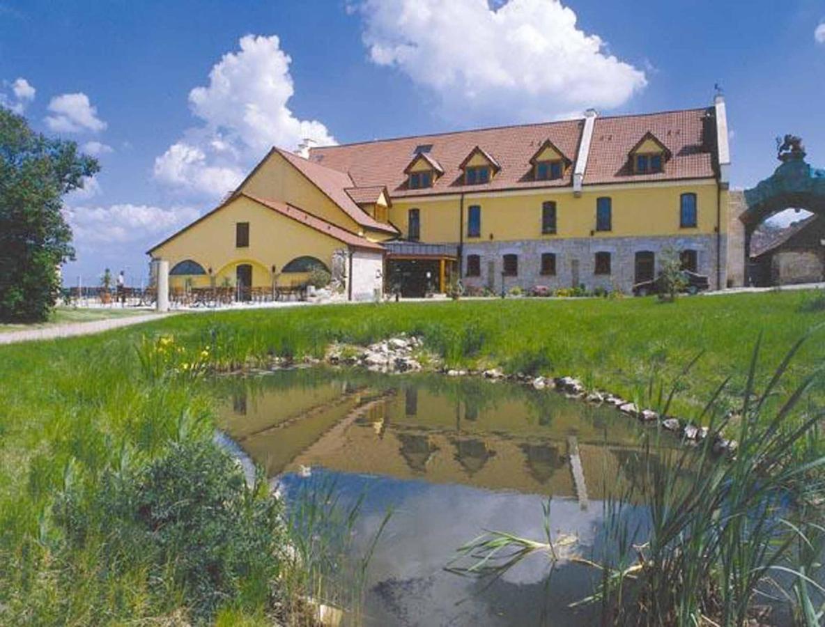 Hotel Und Restaurant Rittergut Kreipitzsch ناومبورغ المظهر الخارجي الصورة